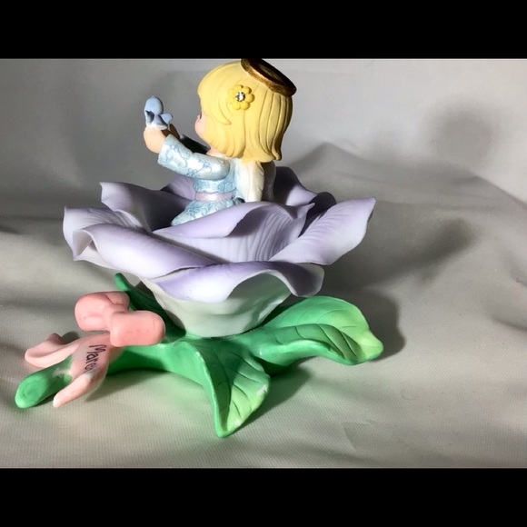 PRECIOUS MOMENTS March Flower 2001 perfect - Picture 9 of 15